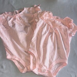 OshKosh B'gosh - pair of Soft Pink Baby Onesies